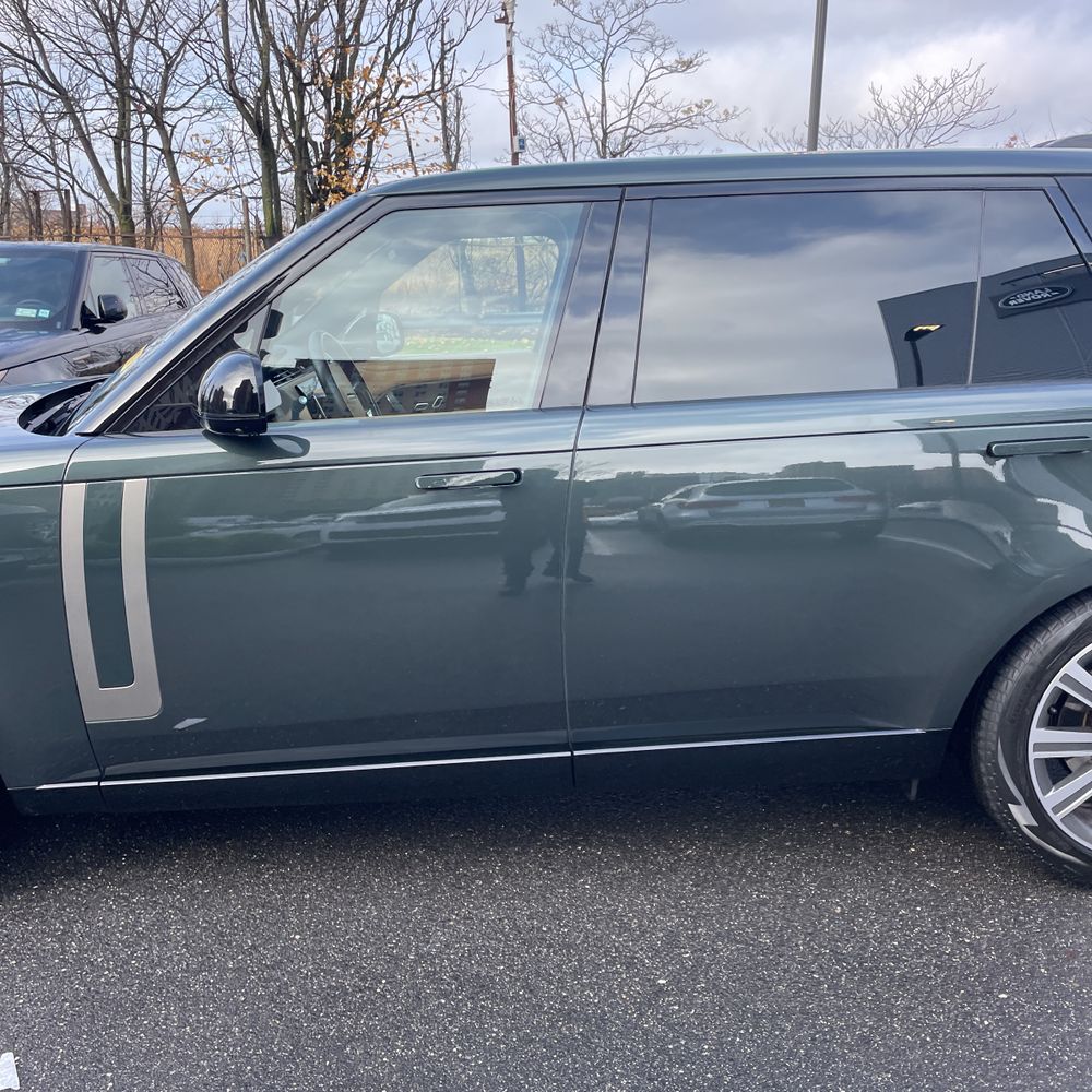 2023 Land Rover Range Rover P530 SE LWB