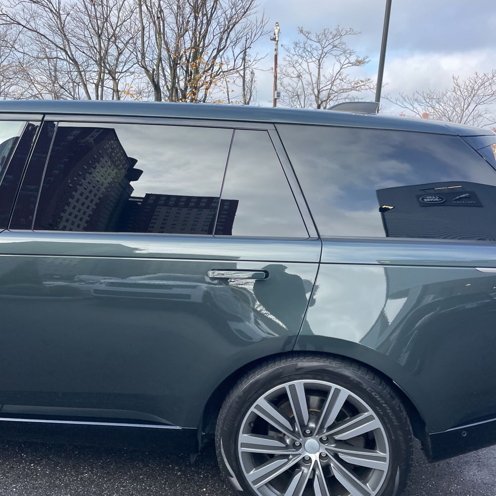 2023 Land Rover Range Rover P530 SE LWB