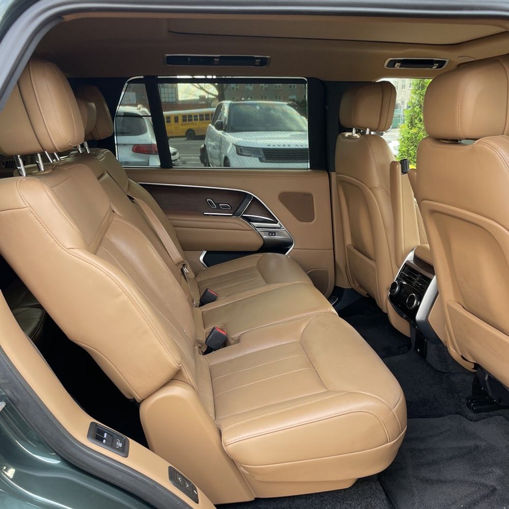 2023 Land Rover Range Rover P530 SE LWB