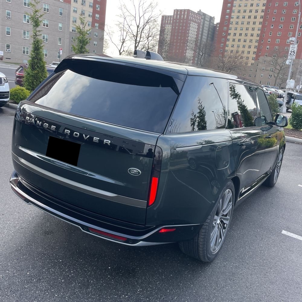 2023 Land Rover Range Rover P530 SE LWB