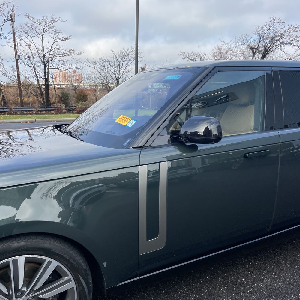 2023 Land Rover Range Rover P530 SE LWB