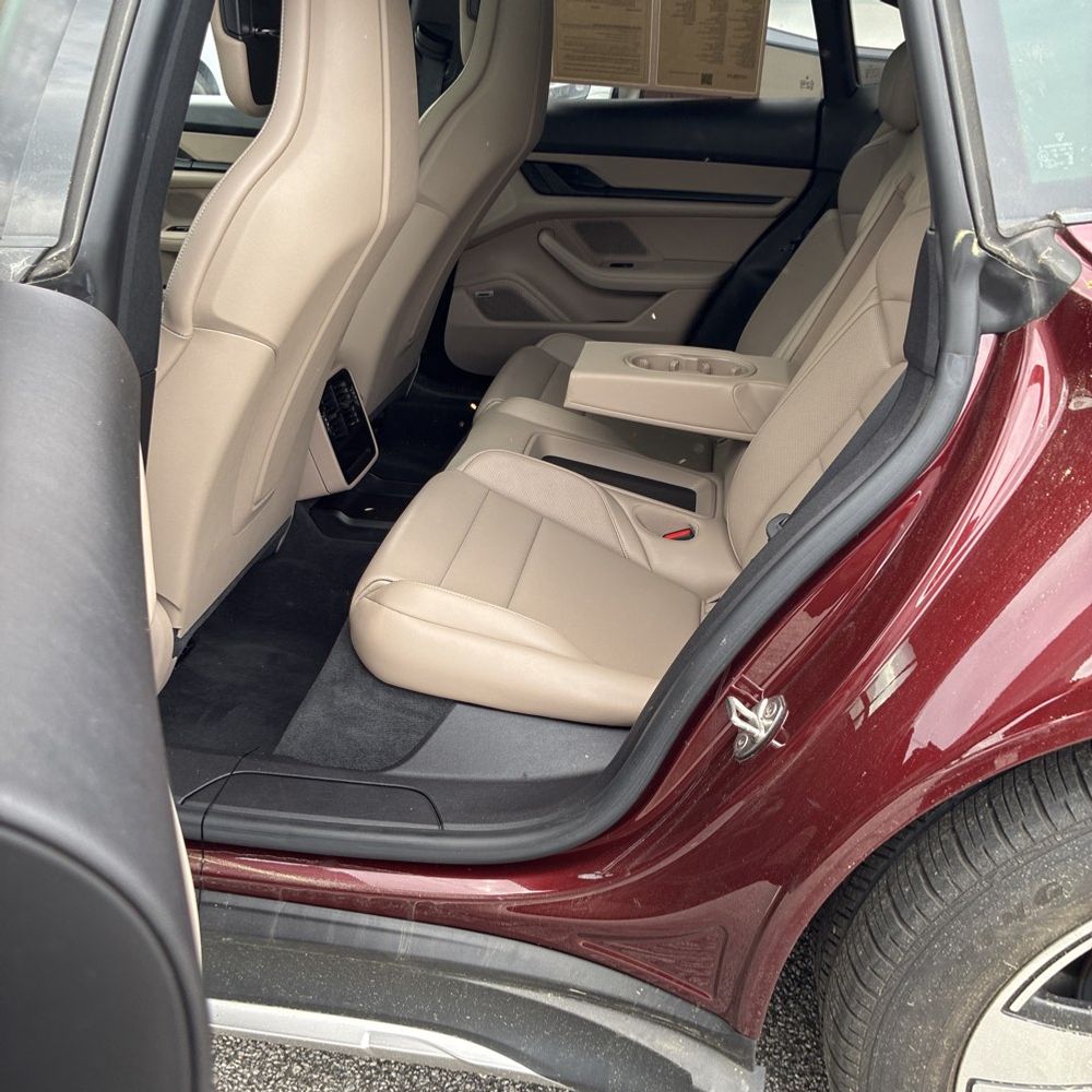 2022 Porsche Taycan 4 Cross Turismo