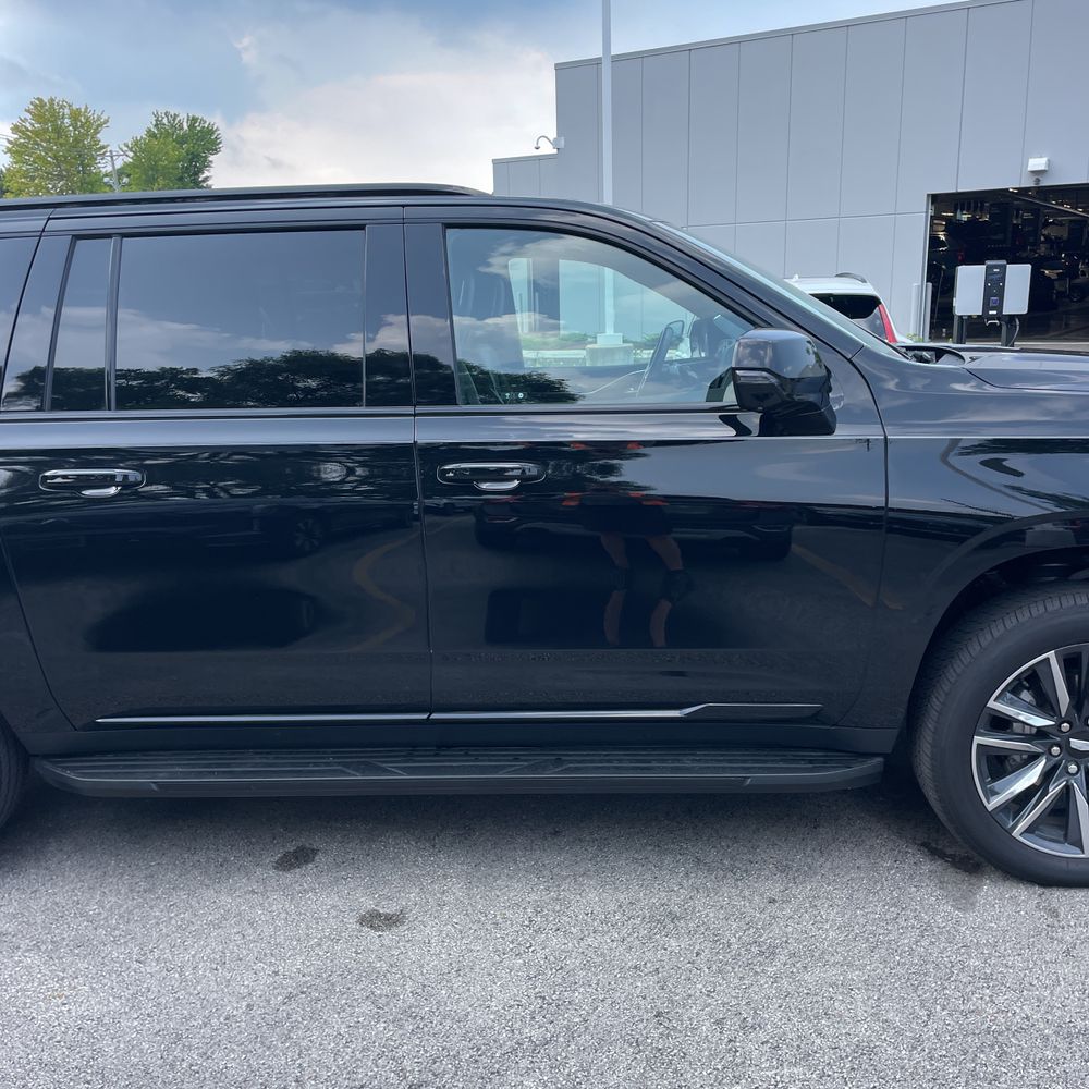 2024 Cadillac Escalade ESV Sport
