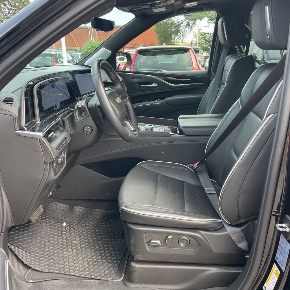 2024 Cadillac Escalade ESV Sport