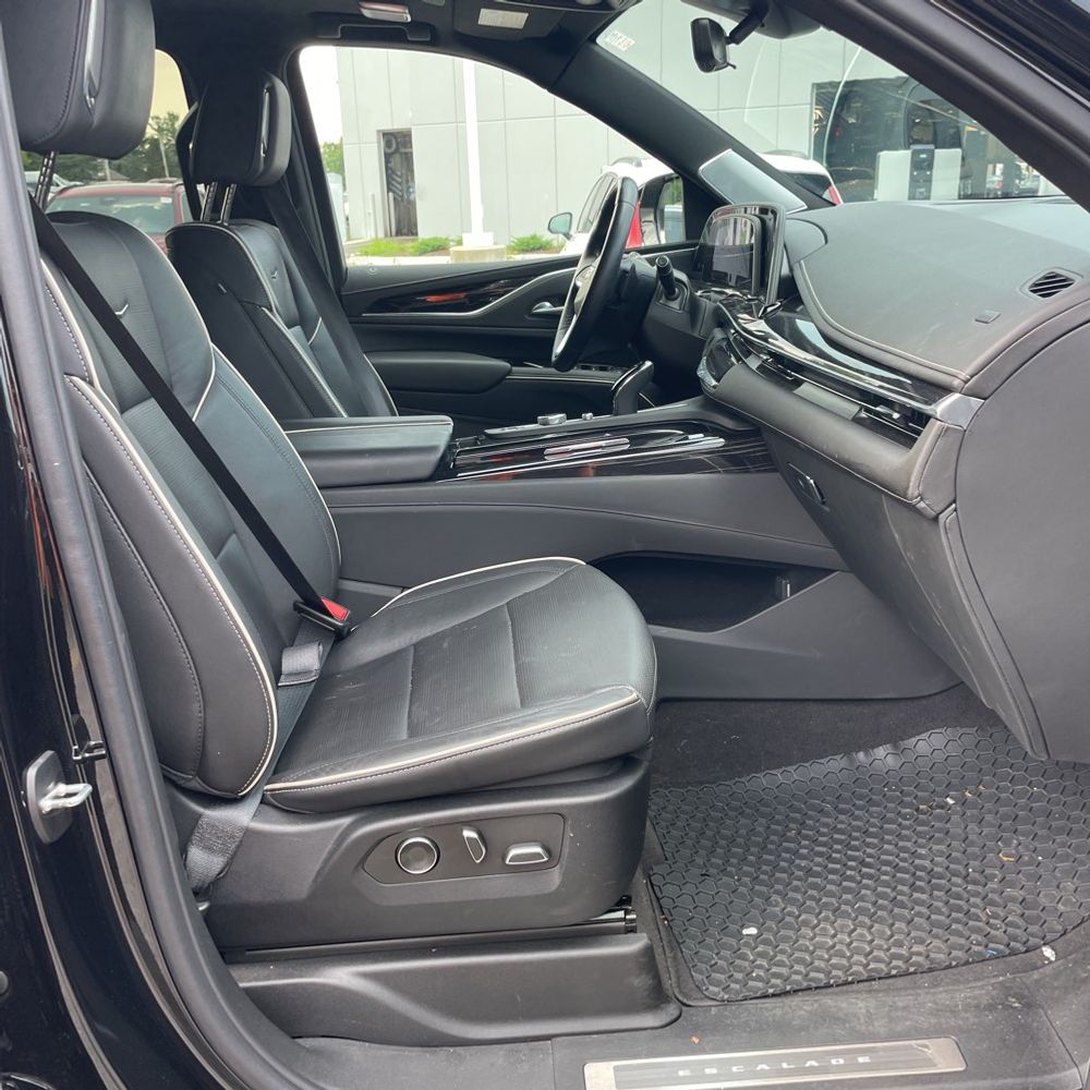 2024 Cadillac Escalade ESV Sport