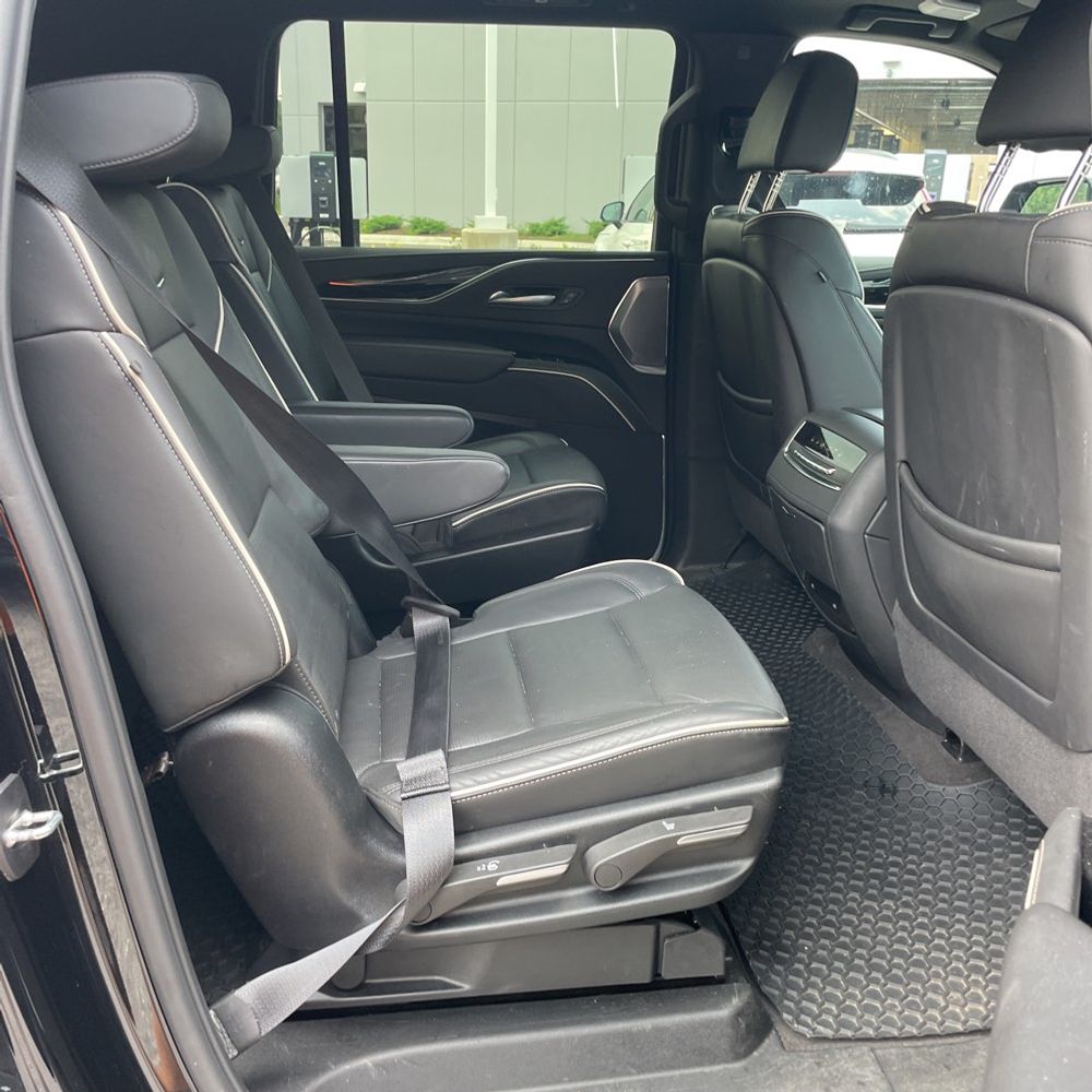 2024 Cadillac Escalade ESV Sport