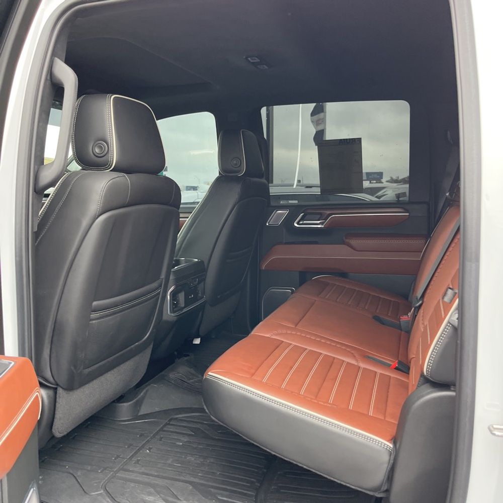 2024 GMC Sierra 3500 Denali Ultimate