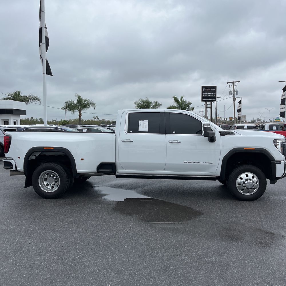 2024 GMC Sierra 3500 Denali Ultimate