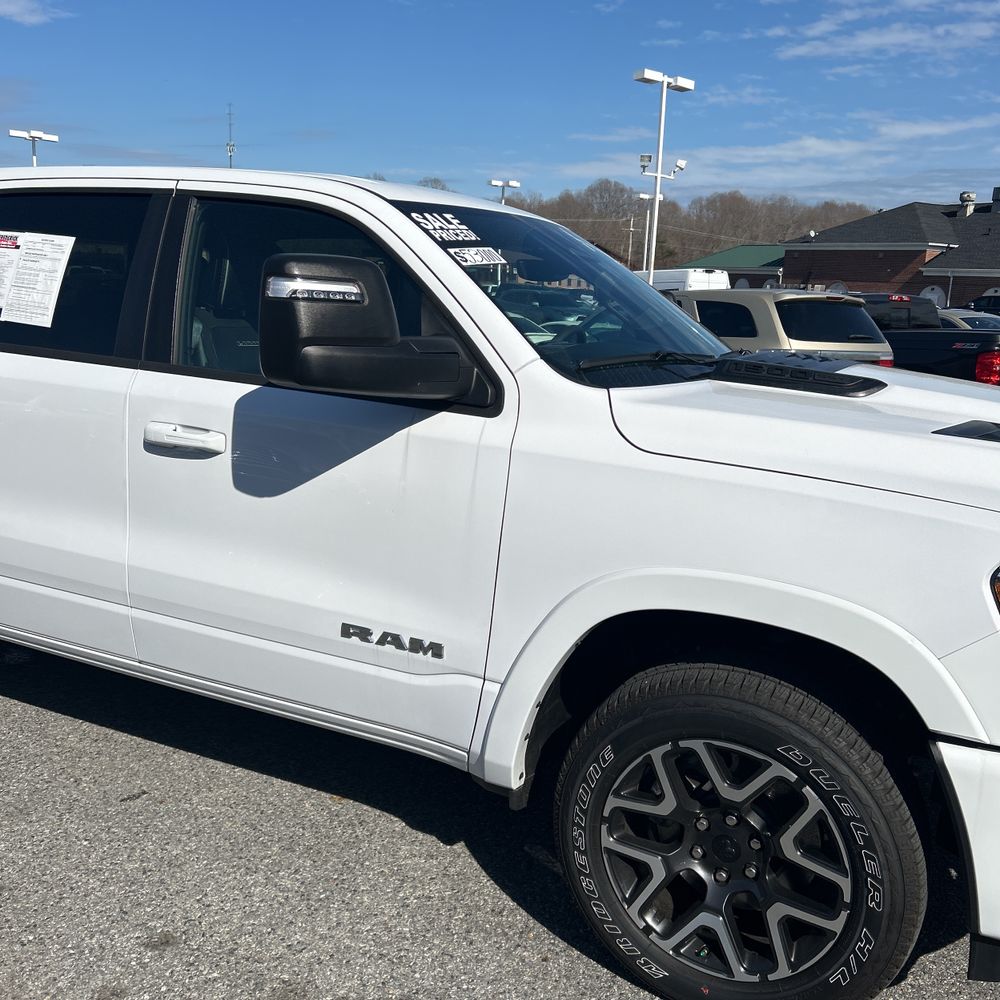 2025 Ram 1500 Laramie