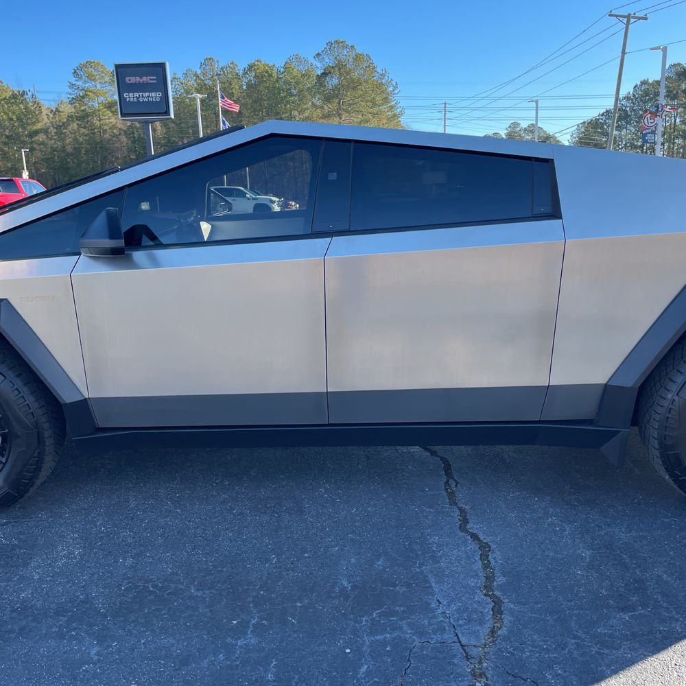 2024 Tesla Cybertruck Base