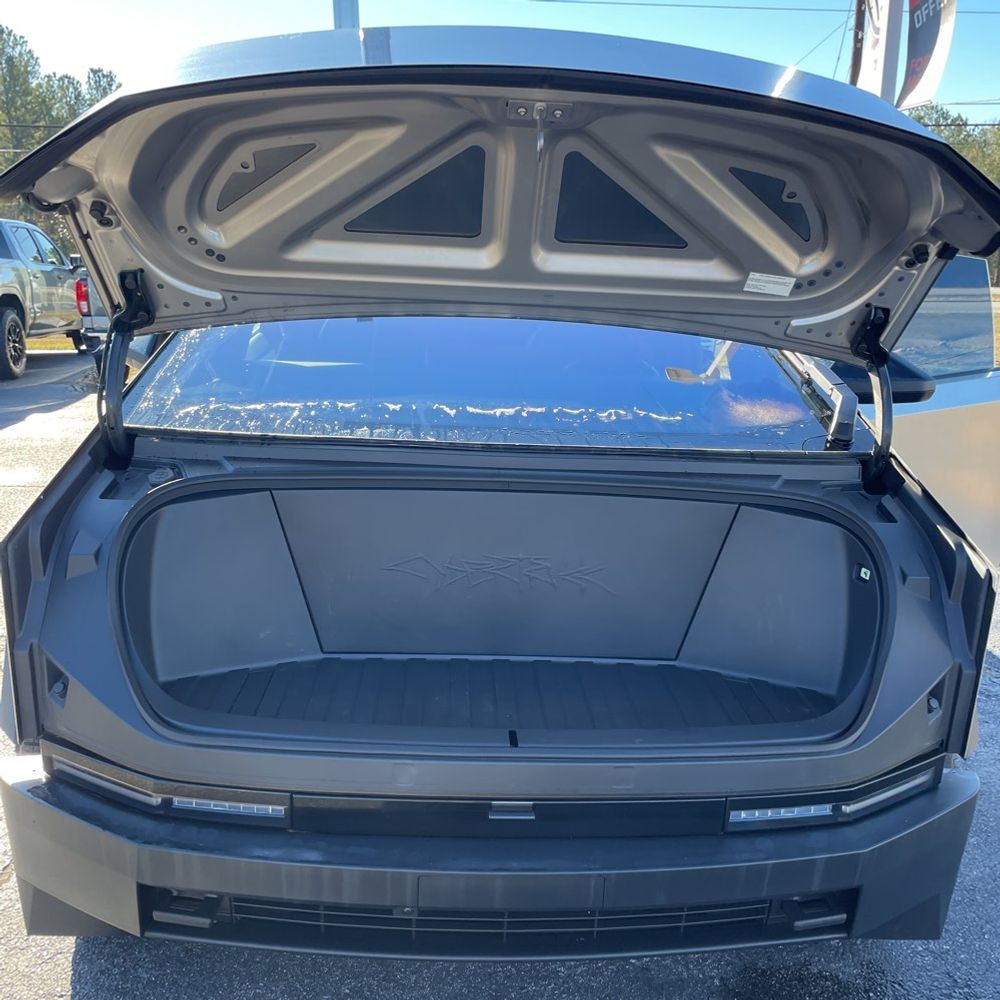 2024 Tesla Cybertruck Base