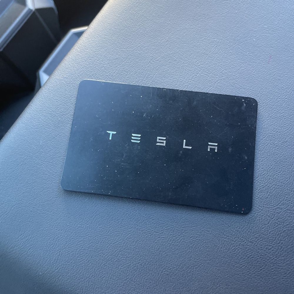 2024 Tesla Cybertruck Base