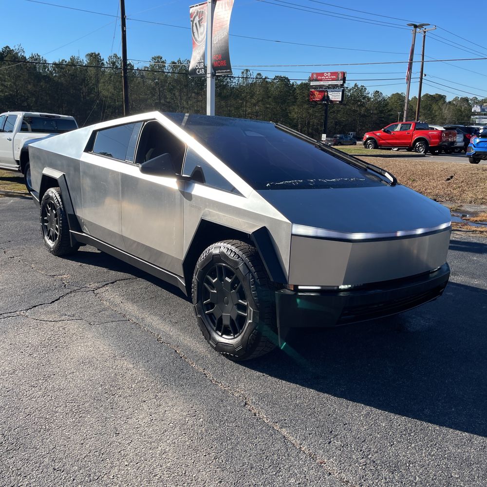 2024 Tesla Cybertruck Base