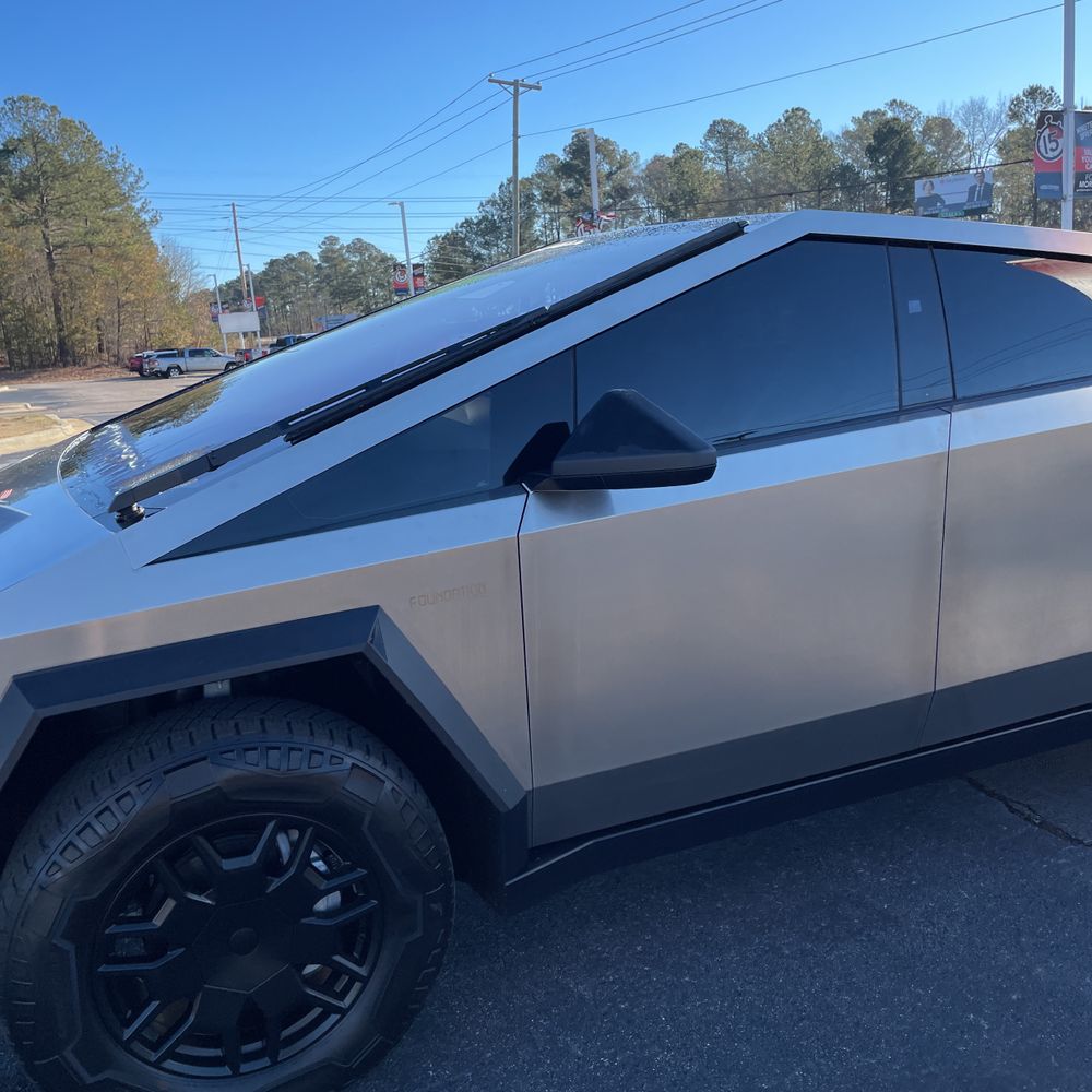 2024 Tesla Cybertruck Base