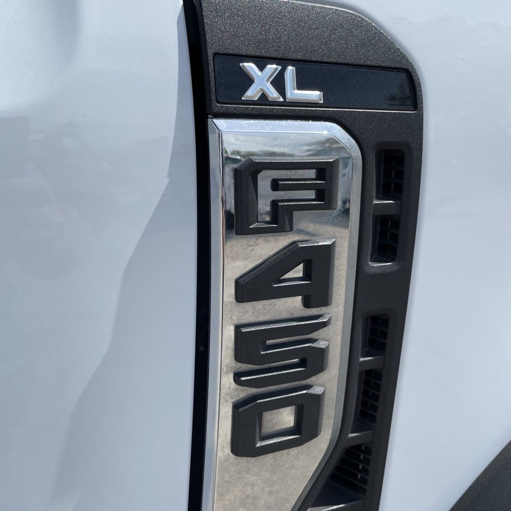 2024 Ford F-450 Chassis XL