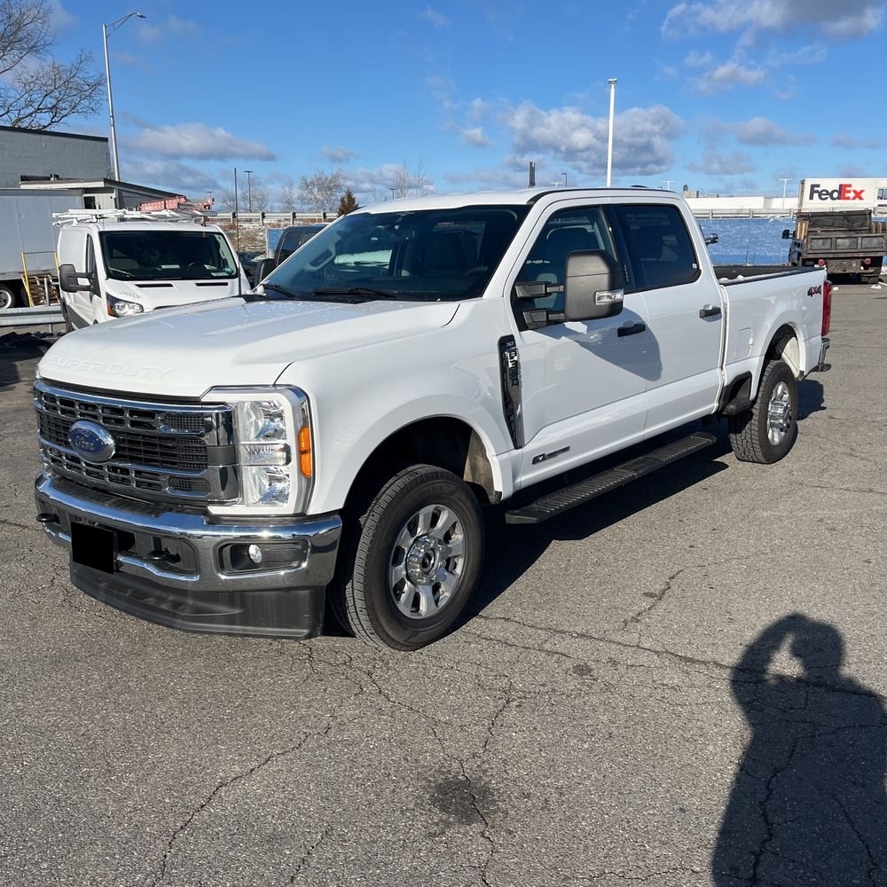 2023 Ford F-350 Super Duty XLT