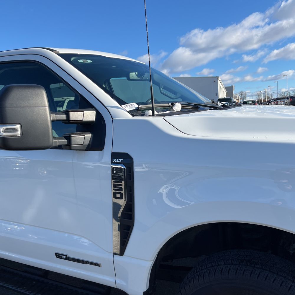 2023 Ford F-350 Super Duty XLT