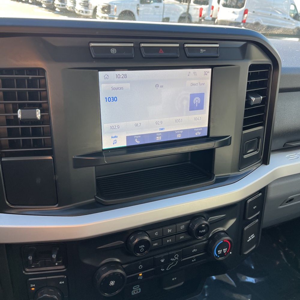 2023 Ford F-350 Super Duty XLT