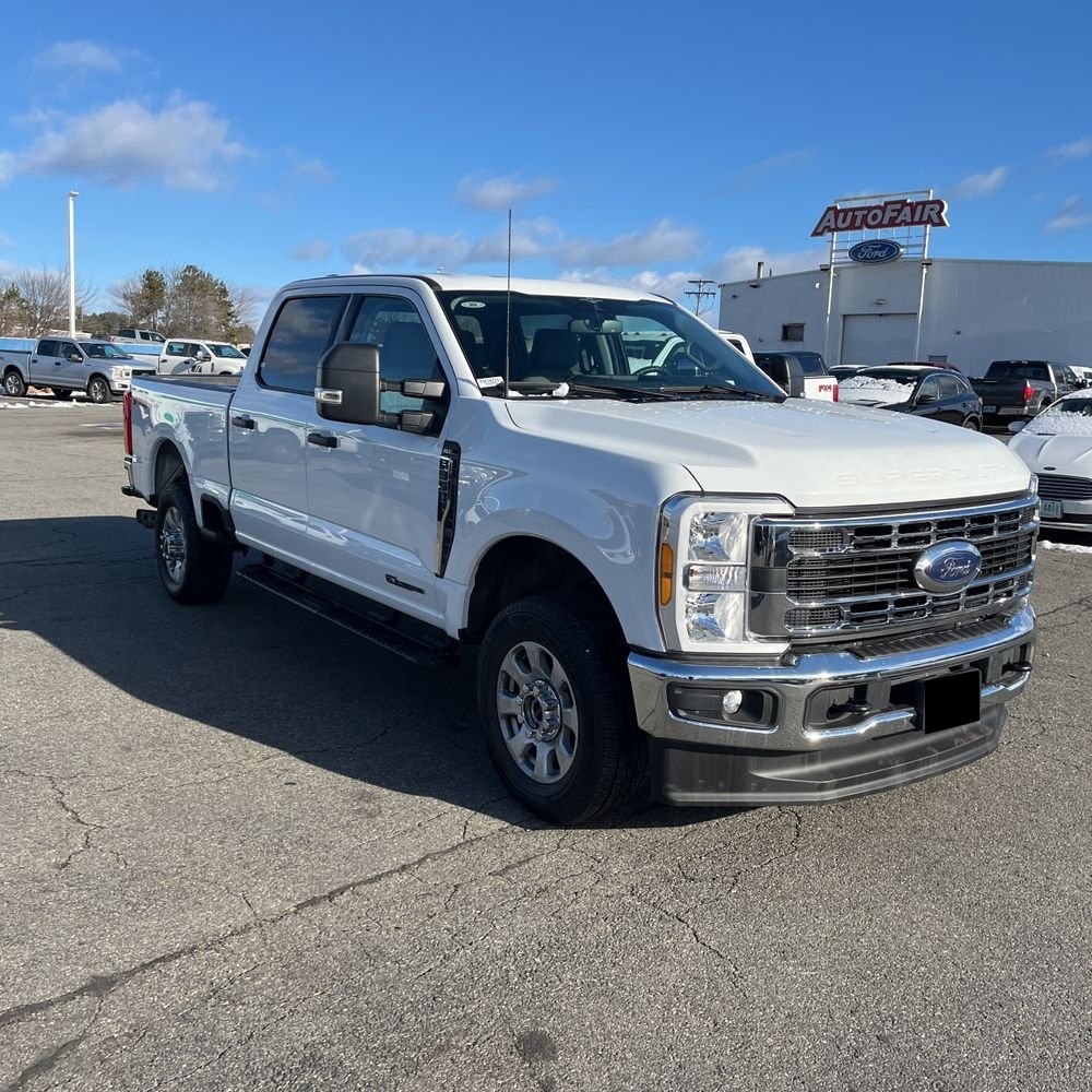 2023 Ford F-350 Super Duty XLT