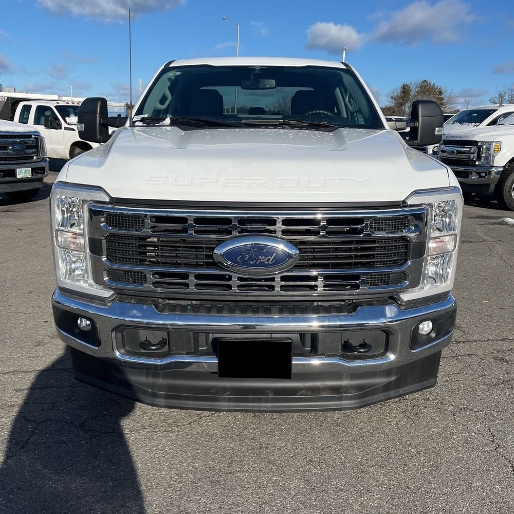 2023 Ford F-350 Super Duty XLT