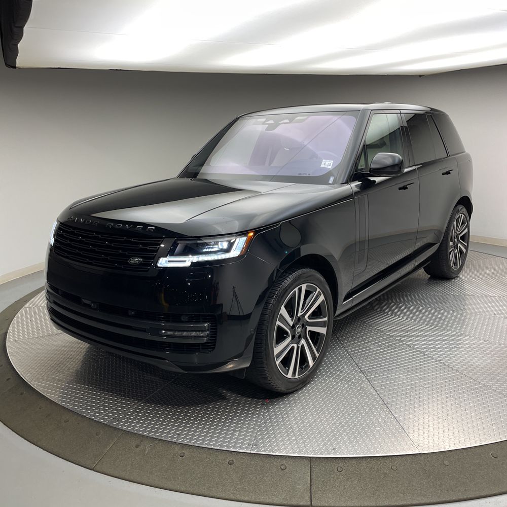 2023 Land Rover Range Rover P530 SE