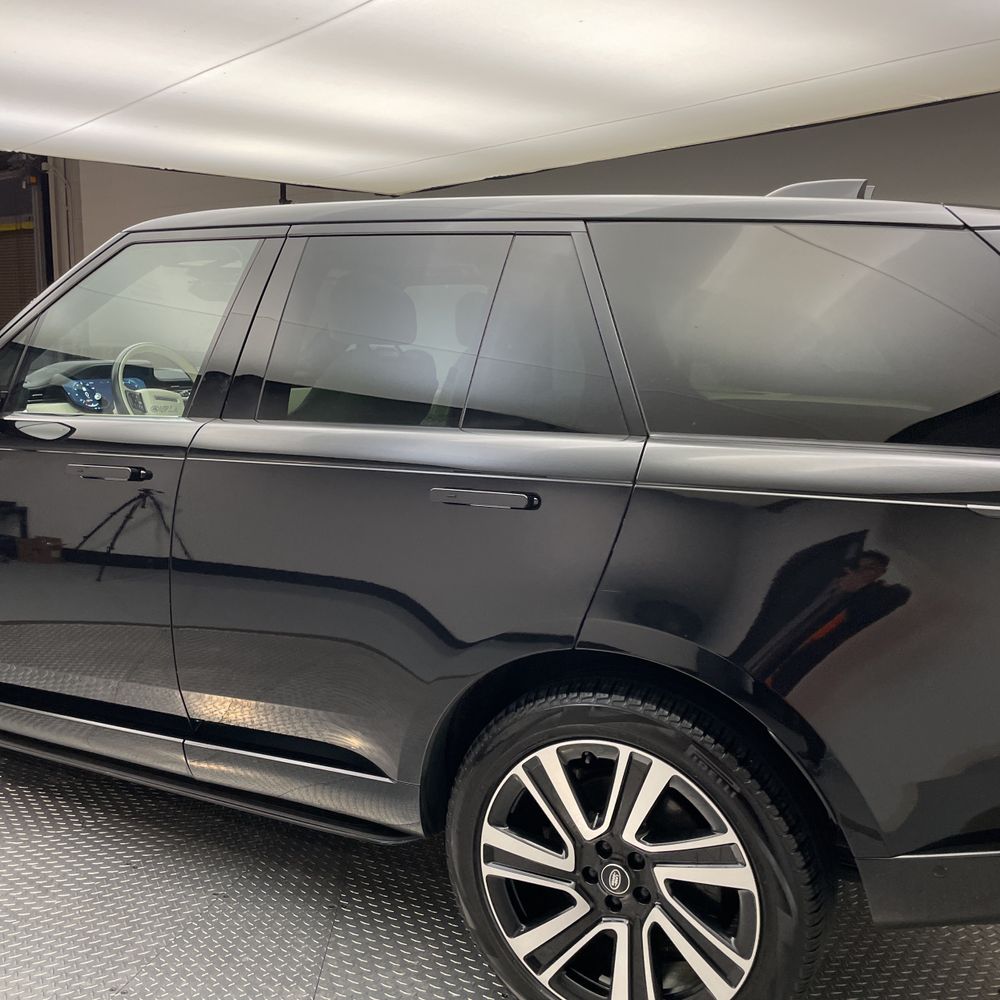 2023 Land Rover Range Rover P530 SE