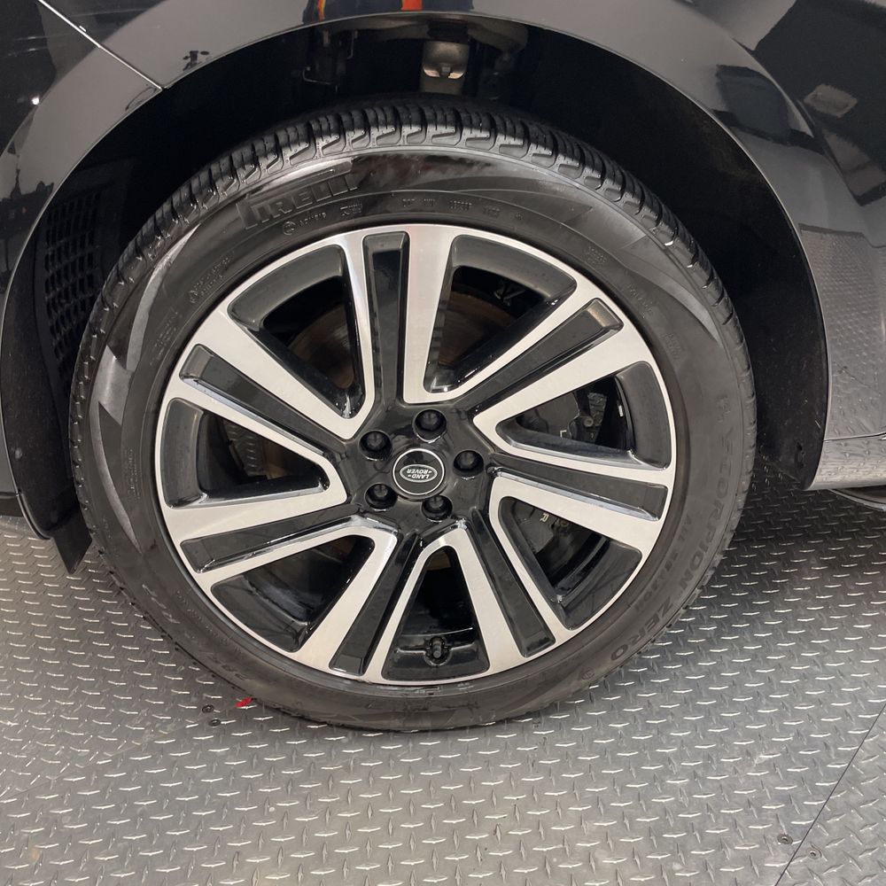 2023 Land Rover Range Rover P530 SE