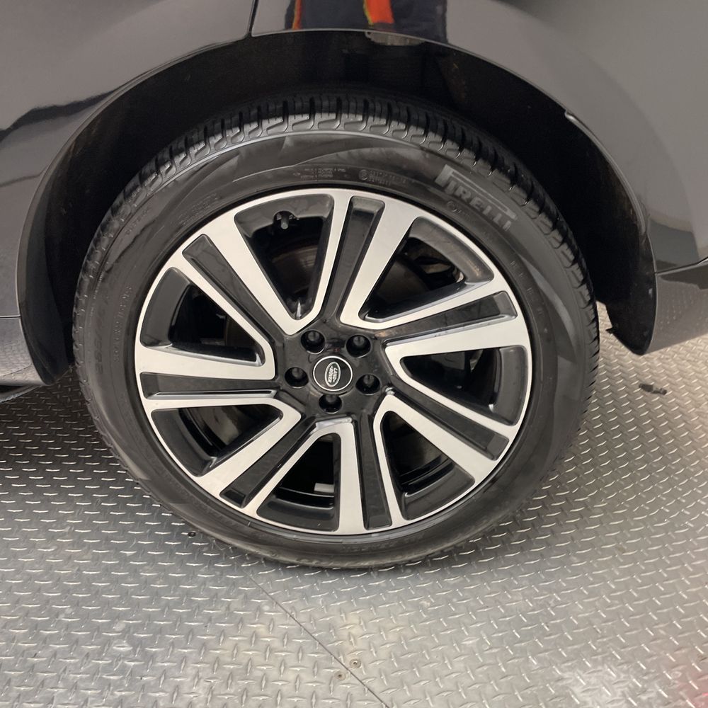 2023 Land Rover Range Rover P530 SE