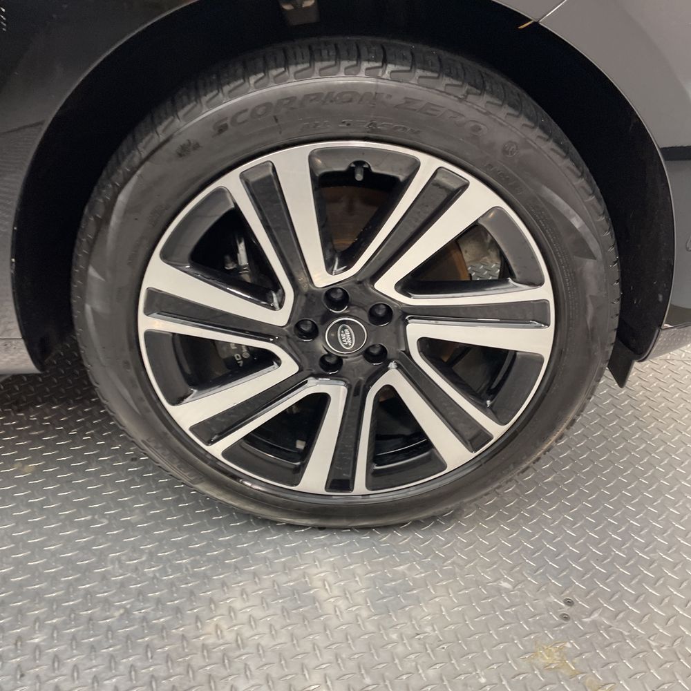 2023 Land Rover Range Rover P530 SE