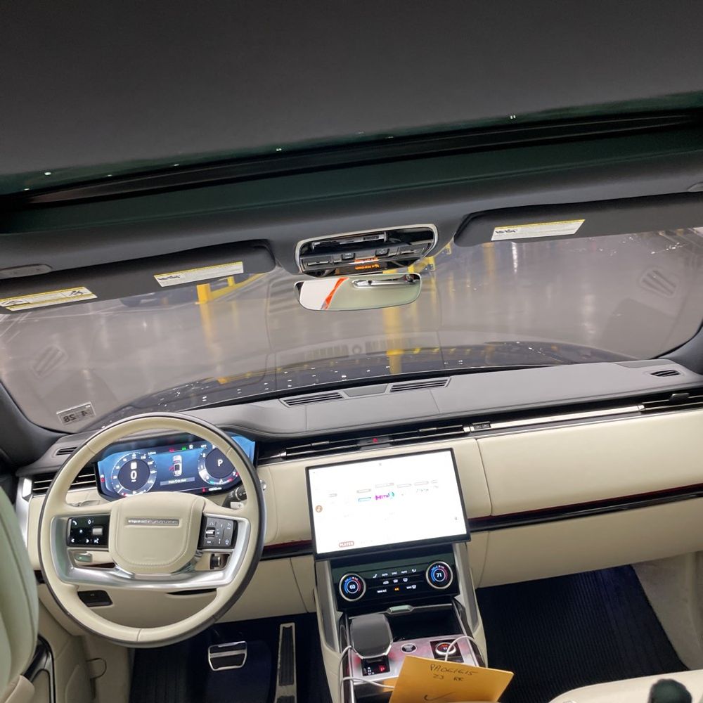 2023 Land Rover Range Rover P530 SE