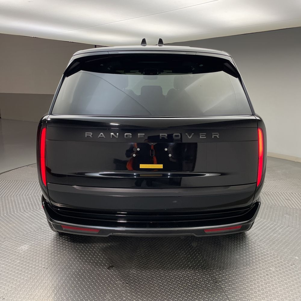 2023 Land Rover Range Rover P530 SE