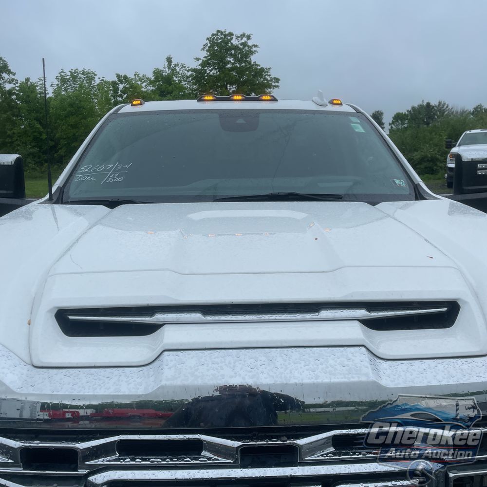 2024 GMC Sierra 3500HD Denali