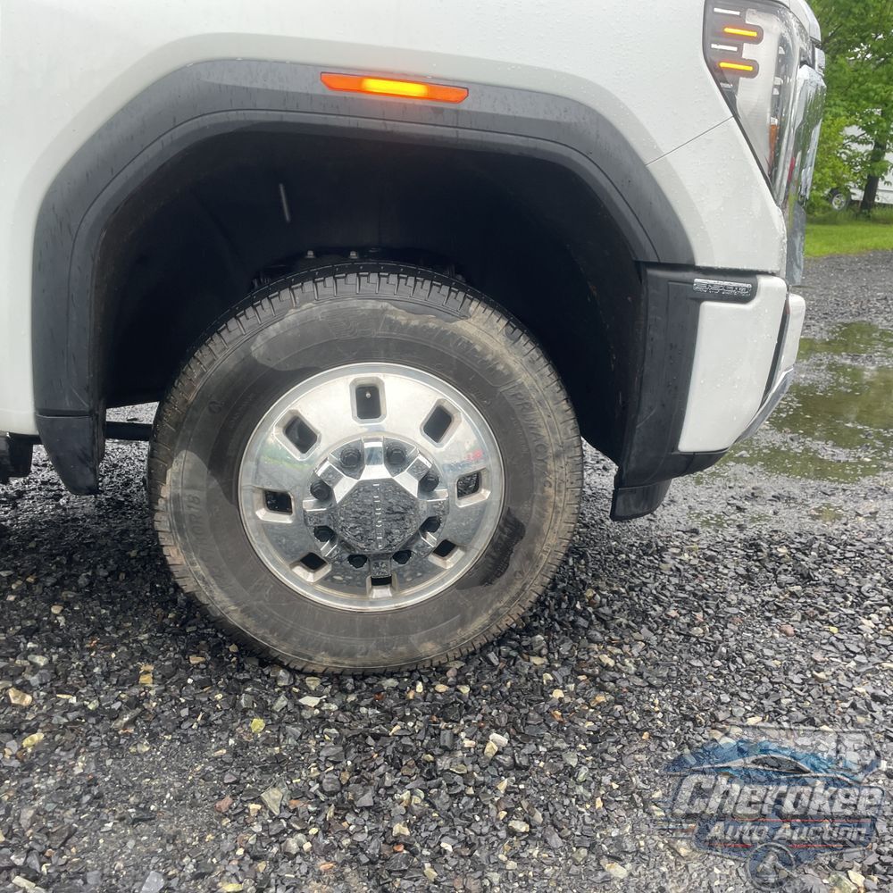 2024 GMC Sierra 3500HD Denali