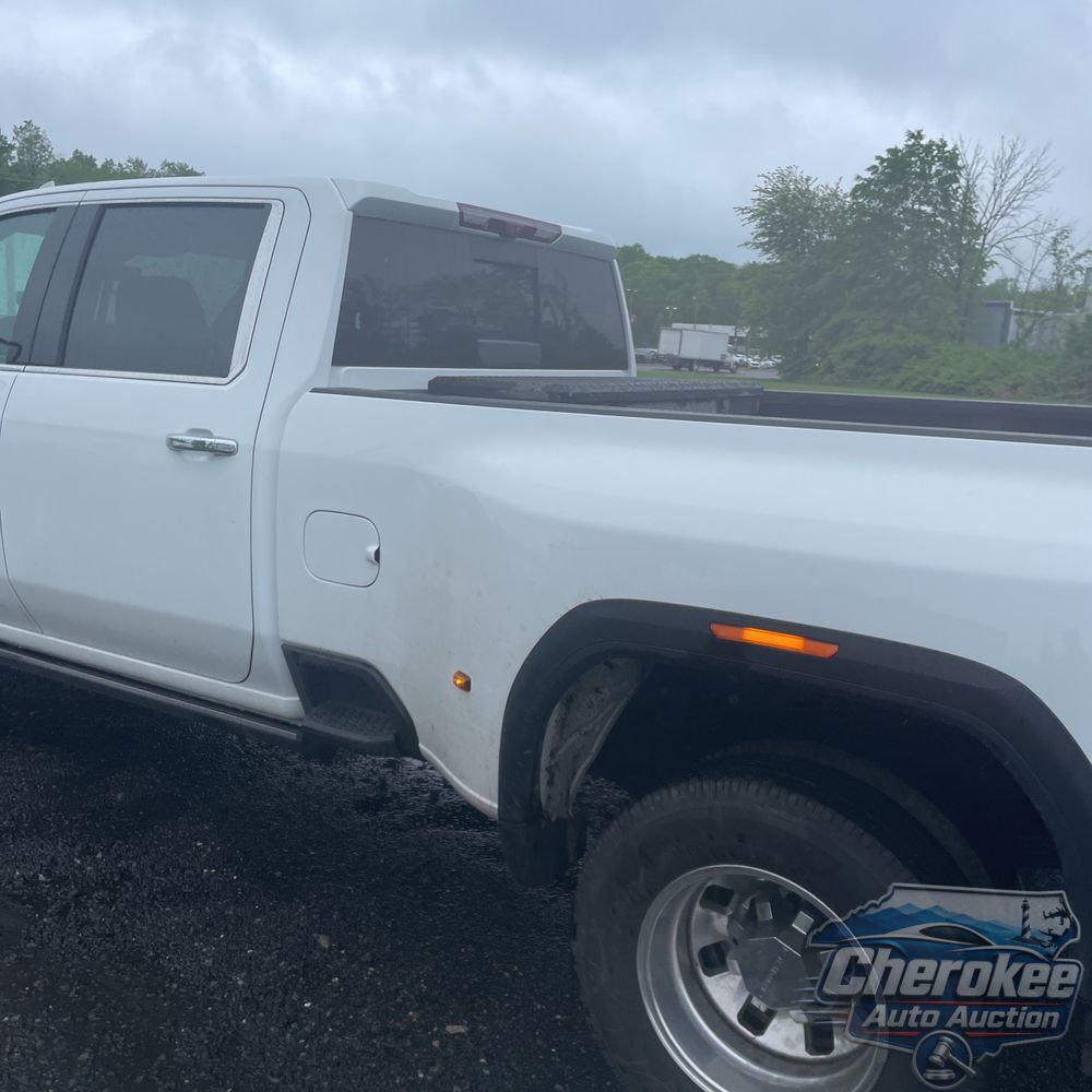 2024 GMC Sierra 3500HD Denali