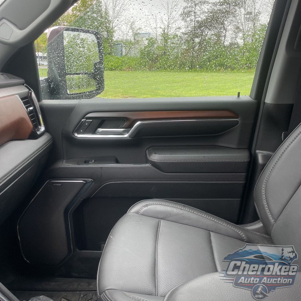 2024 GMC Sierra 3500HD Denali