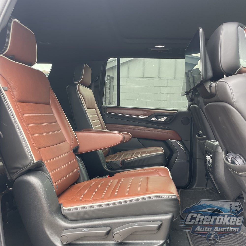 2023 GMC Yukon XL Denali Ultimate