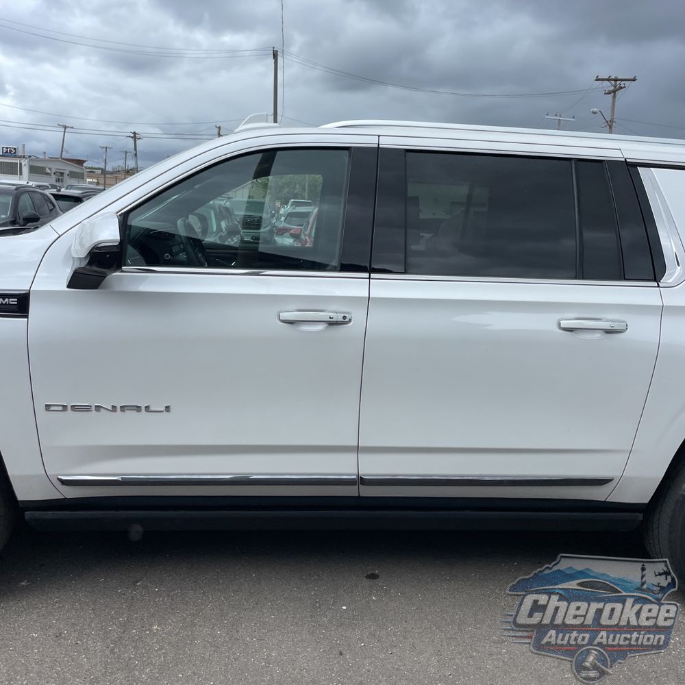 2023 GMC Yukon XL Denali Ultimate