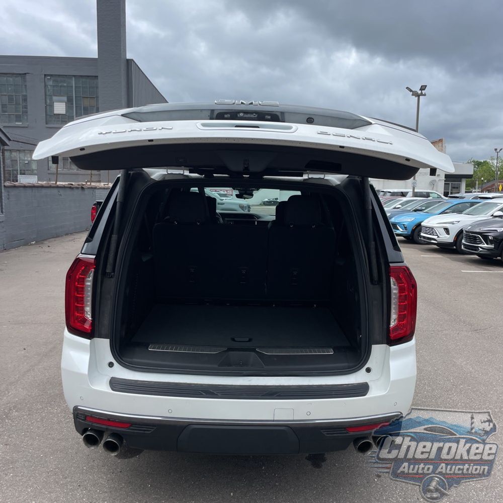 2023 GMC Yukon XL Denali Ultimate