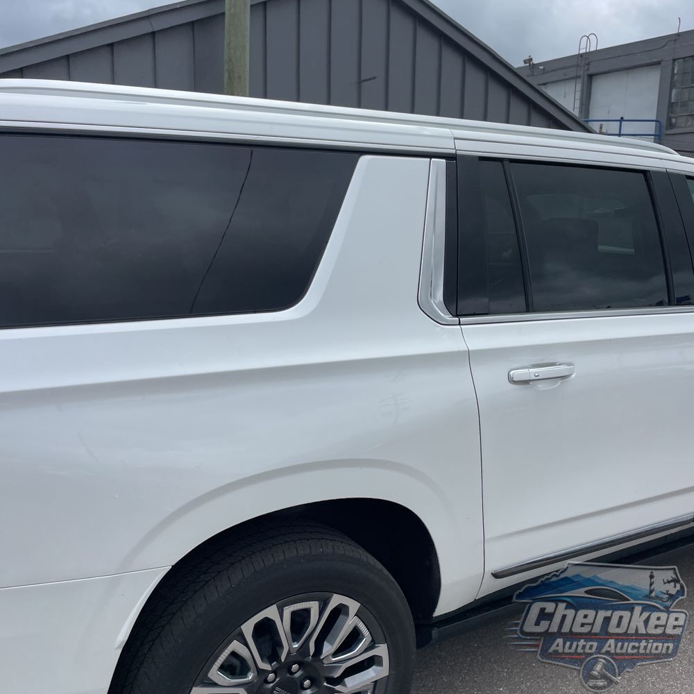2023 GMC Yukon XL Denali Ultimate