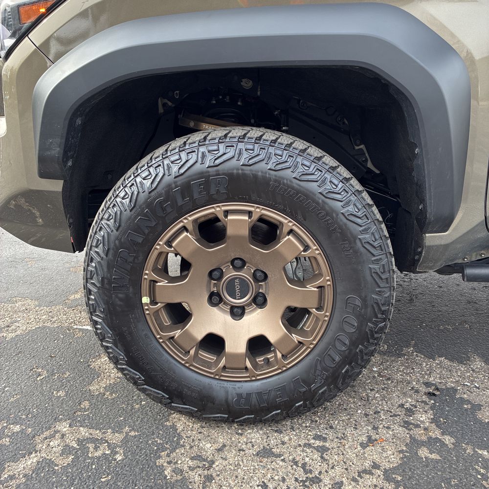2026 Toyota Tacoma Trailhunter HV