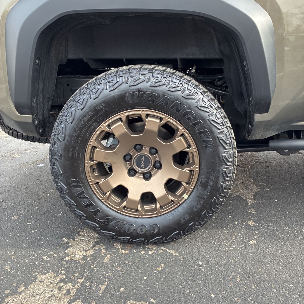 2026 Toyota Tacoma Trailhunter HV
