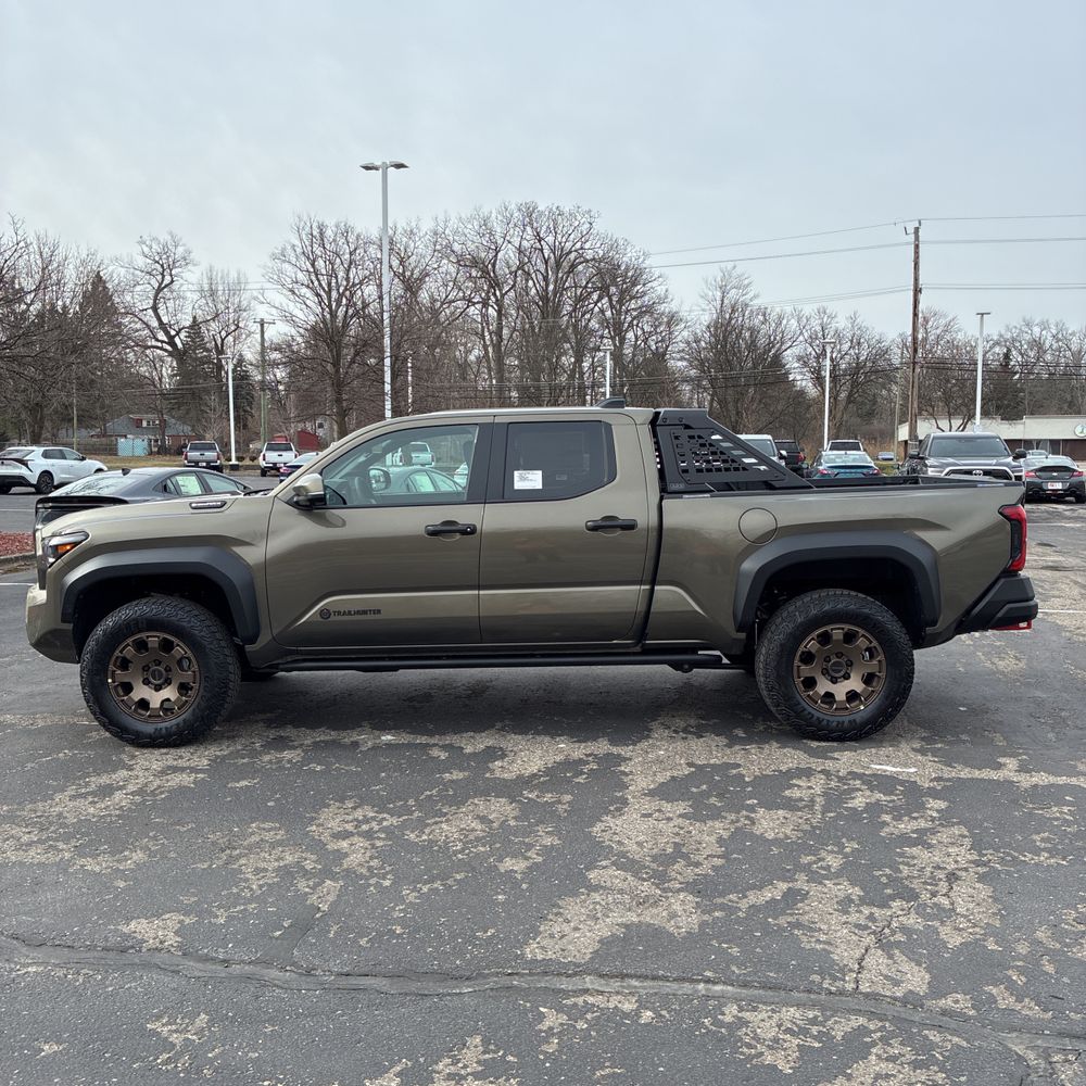 2026 Toyota Tacoma Trailhunter HV