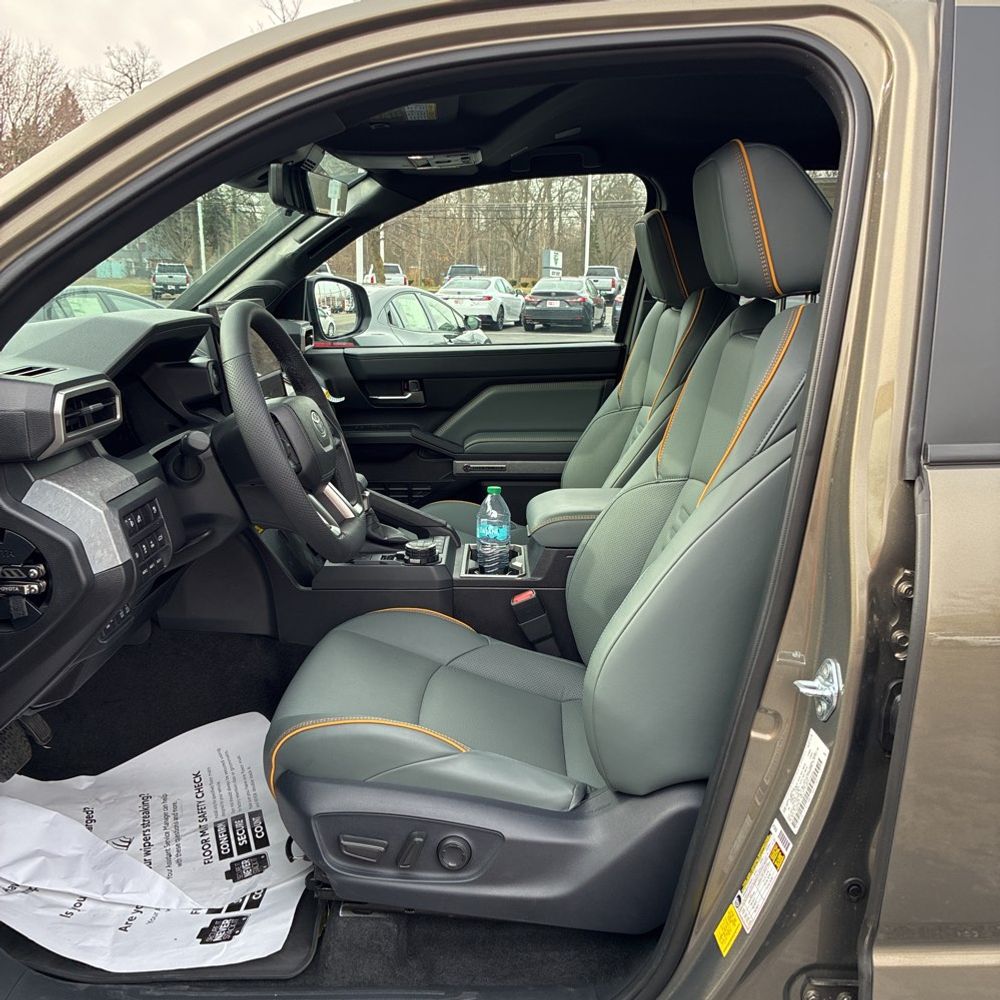 2026 Toyota Tacoma Trailhunter HV