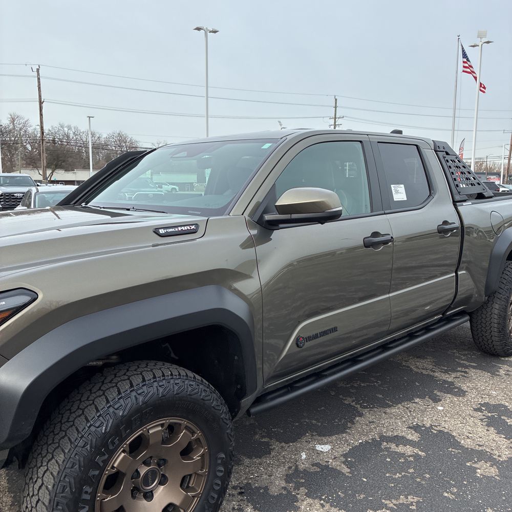 2026 Toyota Tacoma Trailhunter HV