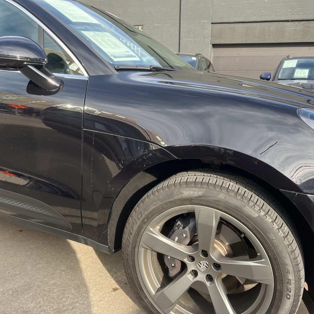 2024 Porsche Macan Base