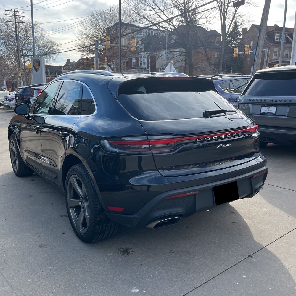 2024 Porsche Macan Base