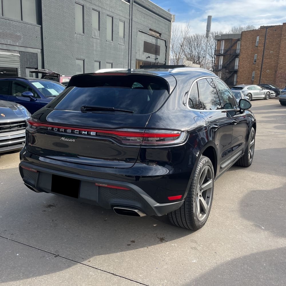 2024 Porsche Macan Base