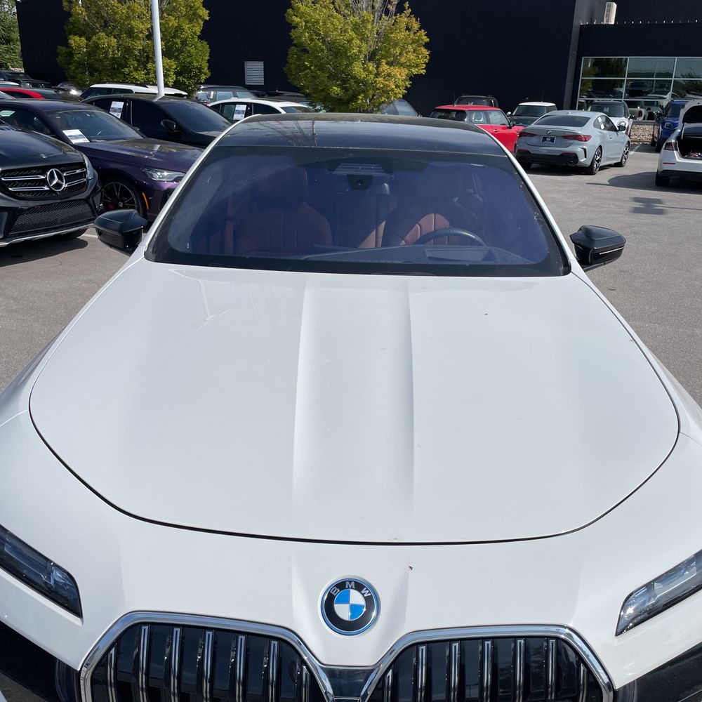 2024 BMW i7 M70