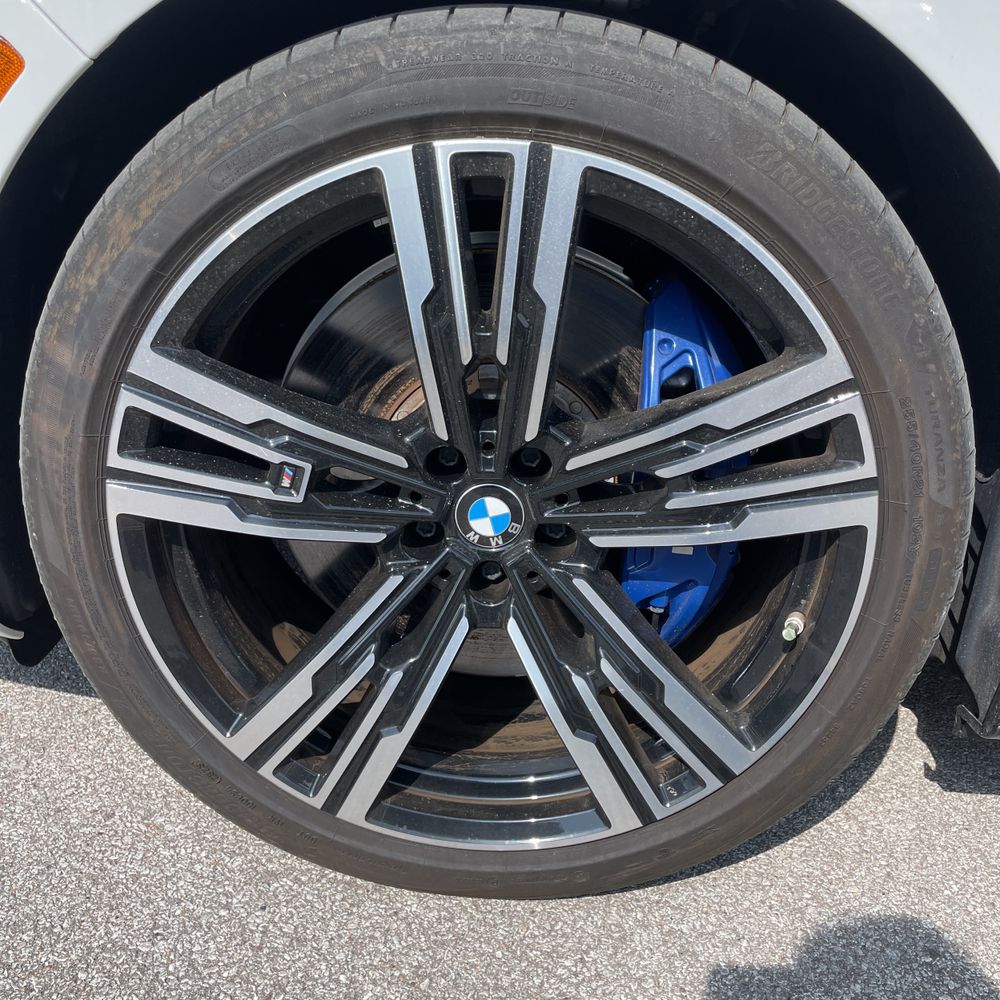 2024 BMW i7 M70