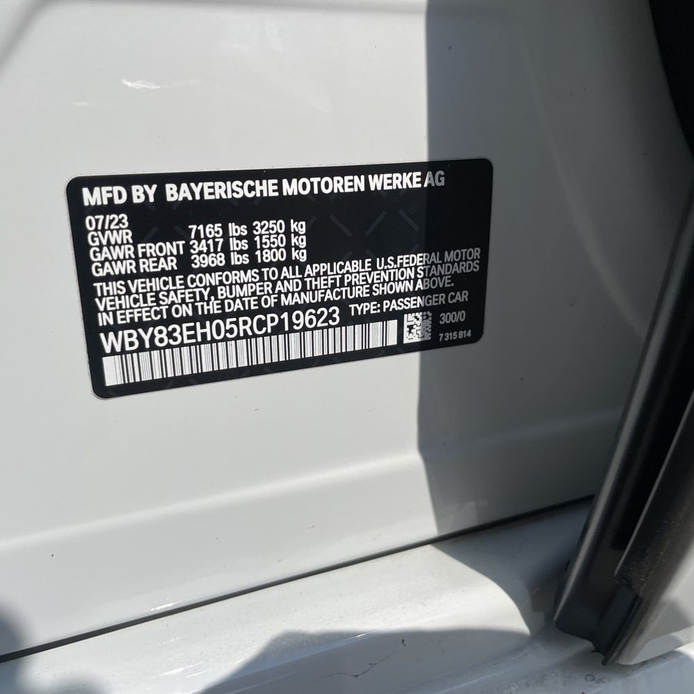2024 BMW i7 M70